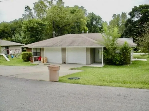 11505 E 24th St S, Independence, MO 64052