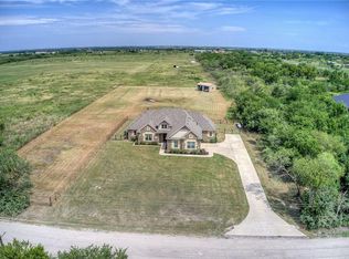 15007 Quail Ln, Terrell, TX 75160