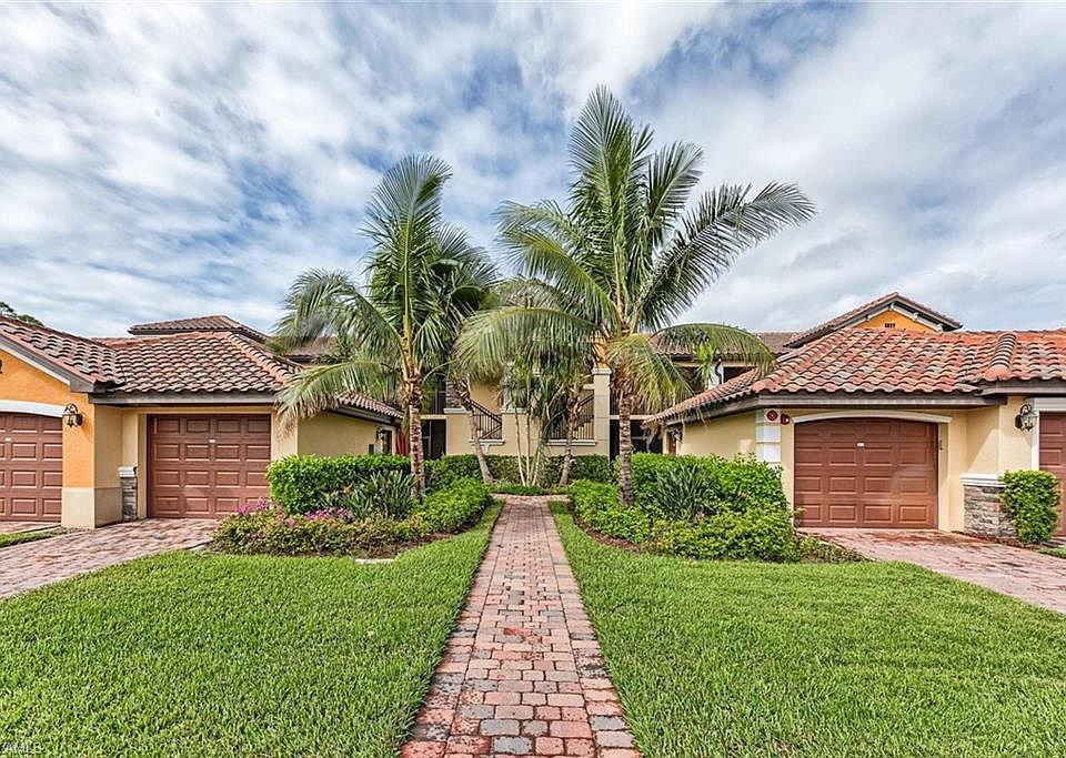 1st image of 9832 Venezia Cir Unit 1022