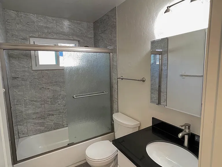 1259 W McKinley Ave #D — Photo 6