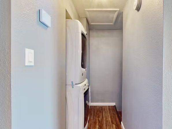 7146 N 57th Ave APT 1