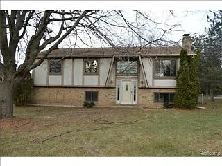 2974 Sun Terrace Dr photo 1