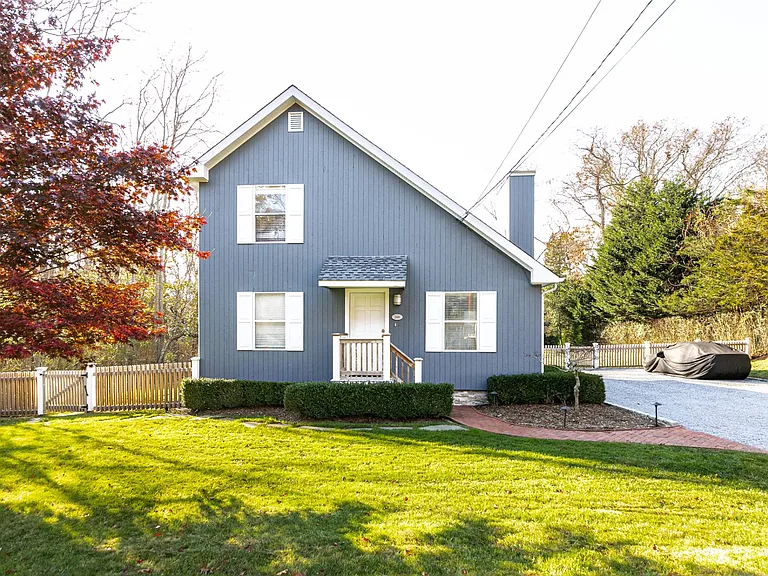 200 Woodbine Dr — Photo 24