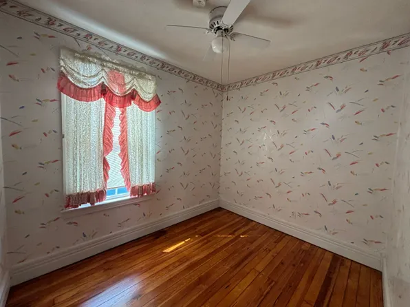 916 Brayton Park Pl Unit 2, Utica, NY 13502