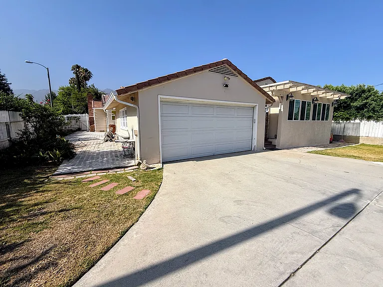 1162 Panorama Dr — Photo 25