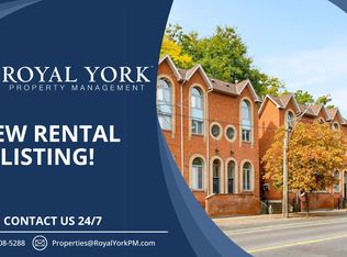 114 1/2 Sherbourne St #202, Toronto, ON M5A2R2