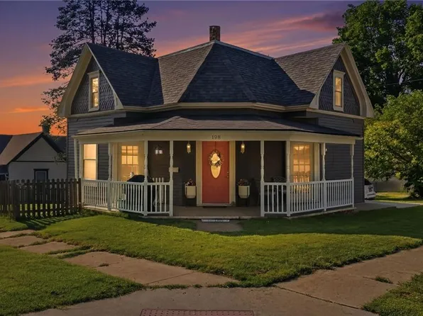 128 E Brown St, Liberty, MO 64068