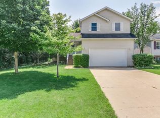 971 93rd St, Pleasant Prairie, WI 53158
