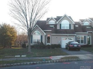 6 Northridge Cir, Huntington, NY 11743