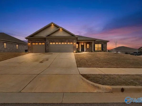 317 Elderwood Dr, Madison, AL 35757