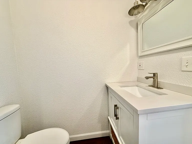 2505 N 48th St #2 — Photo 9
