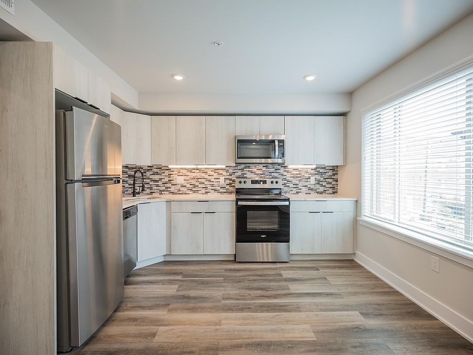 1st image of 3707 Haverford Ave #5