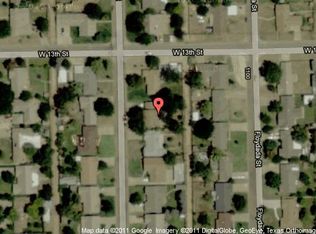 1208 Garland St, Plainview, TX 79072