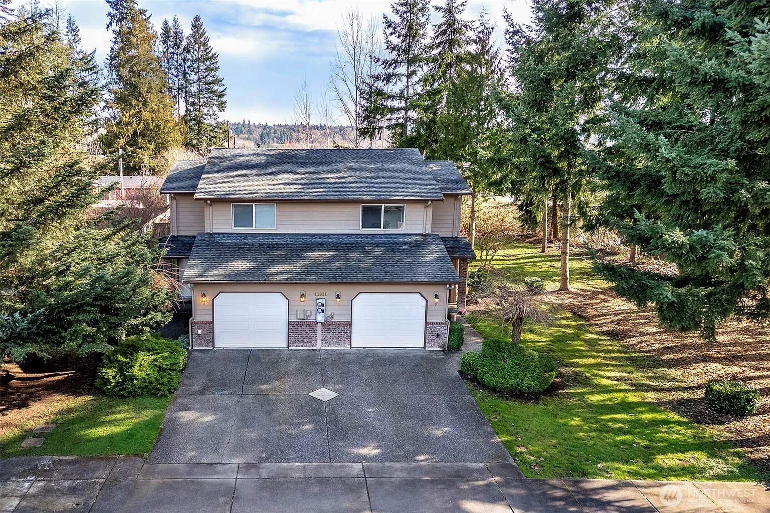 11911 54th Drive NE photo 1