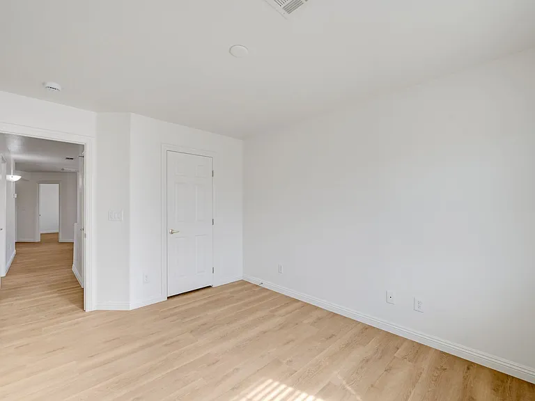 8918 Houston Ridge Ave — Photo 33