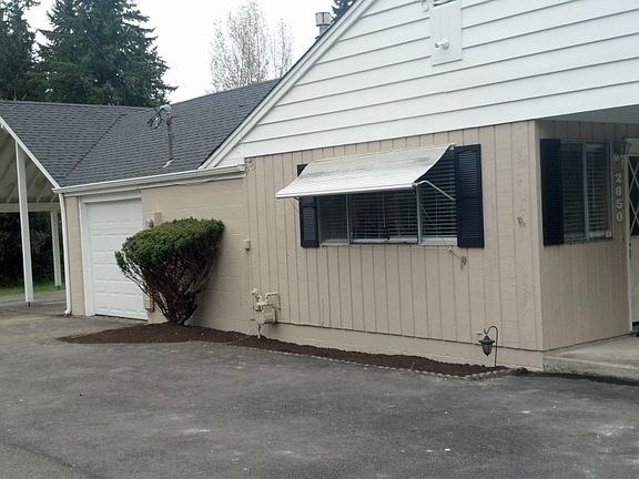2nd image of 2850 26th Ave NE