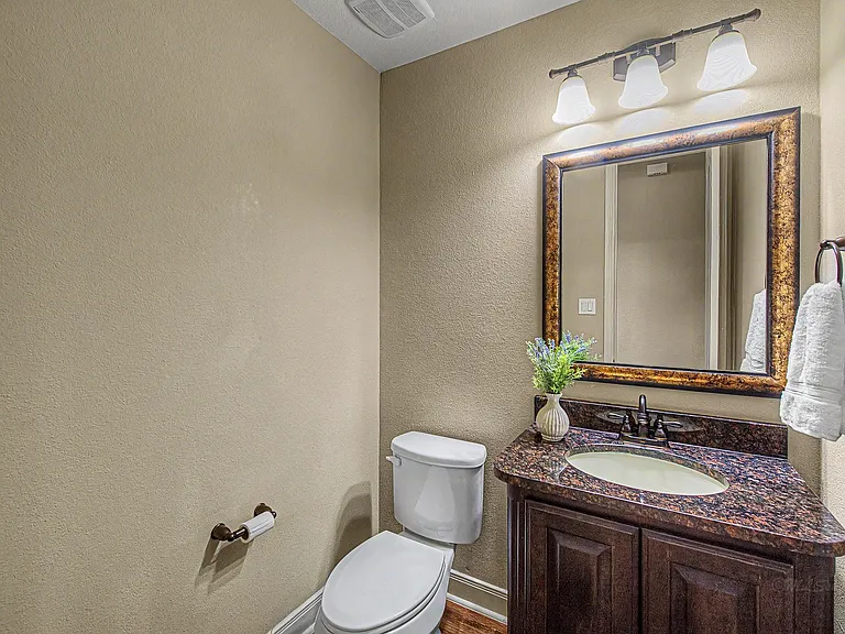 17430 Aberdeenshire Dr — Photo 31