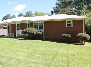 6069 Wedgewood Dr SE, Mableton, GA 30126