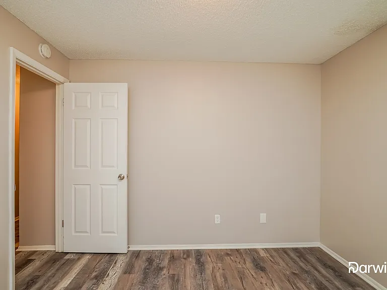 101 Burgos Rd — Photo 11