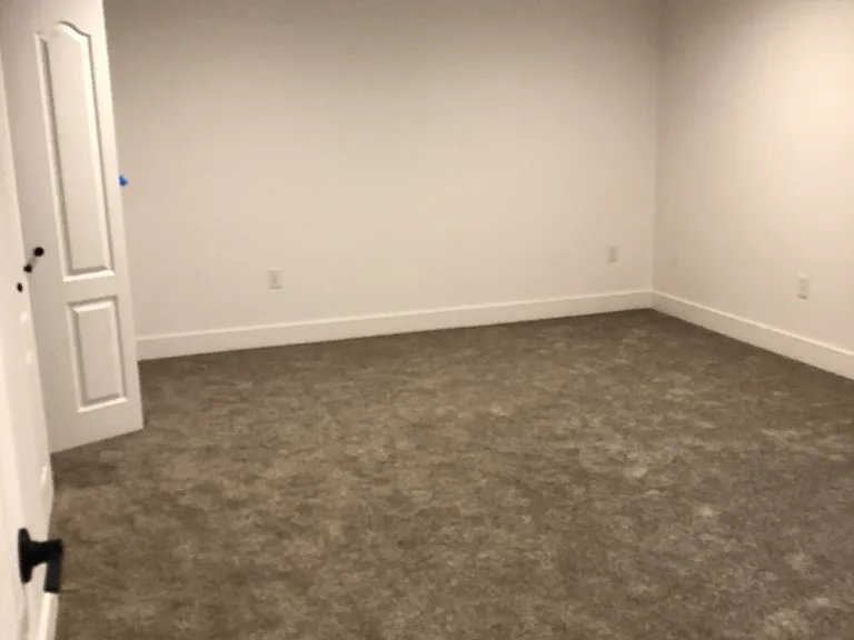 418 Gypsum Ln — Photo 2