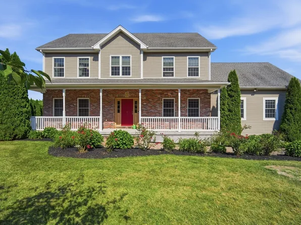 54 College Hwy, Southwick, MA 01077