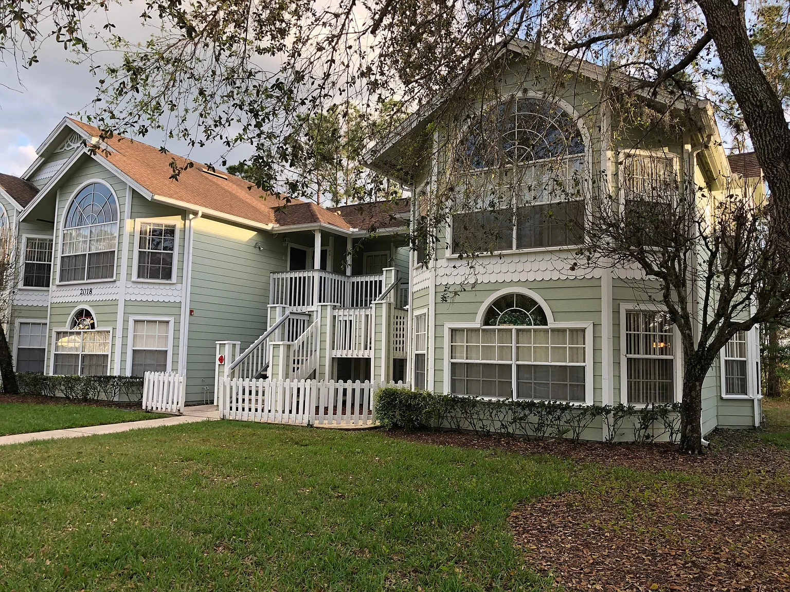 3 bed, 1350 sqft, $1,600 — Photo 2