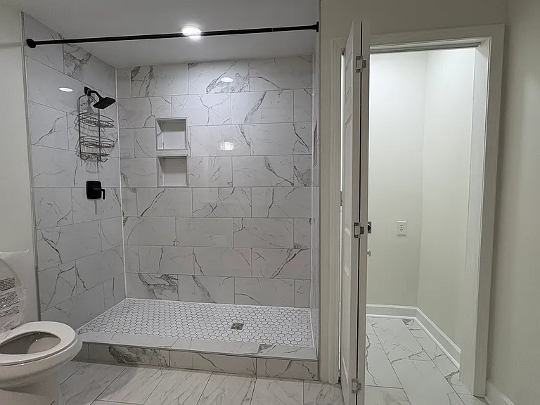 Alexandra Oak Ct — Photo 9