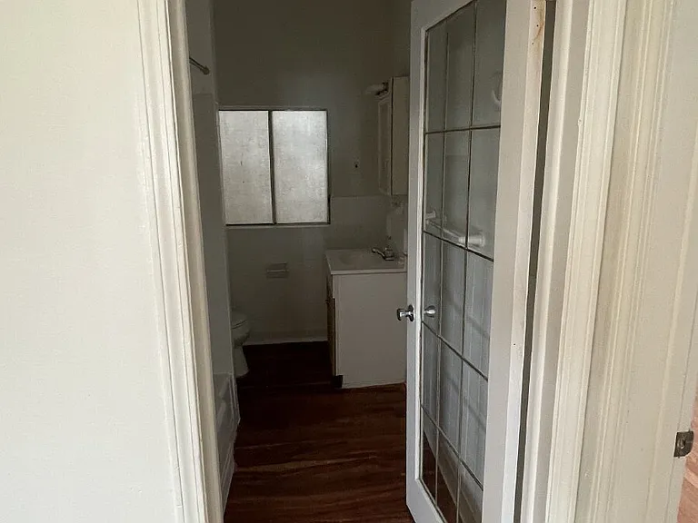 319 N Balph Ave — Photo 68