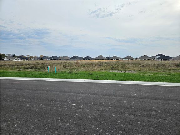 4th image of 3070 Teller Dr