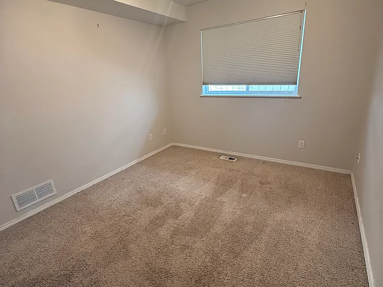 1828 Sturbridge Ct — Photo 11