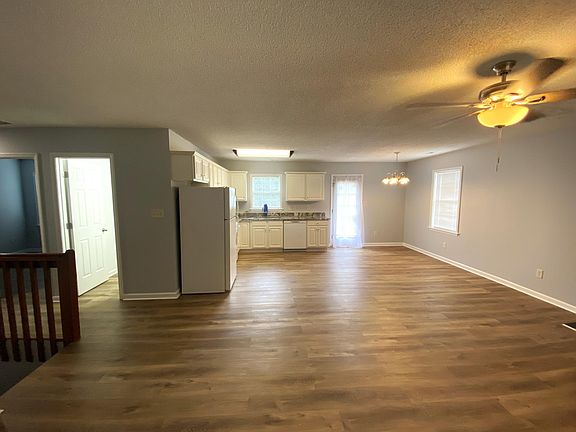 There are brand new granite counters, and nice appliances.