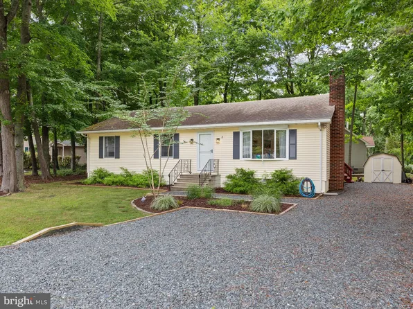 2 Wareham Ct, Ocean Pines, MD 21811