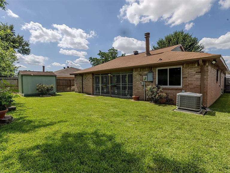 10323 Lone Brook Dr — Photo 13