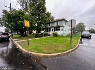 248 W 5th St, Florence, NJ 08518
