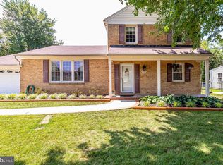 6122 Tammy Dr, Alexandria, VA 22310