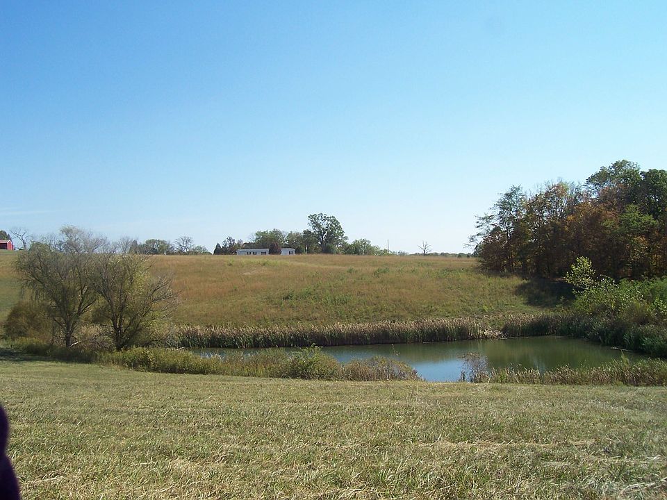 Beautiful land 270 ACRES of riding