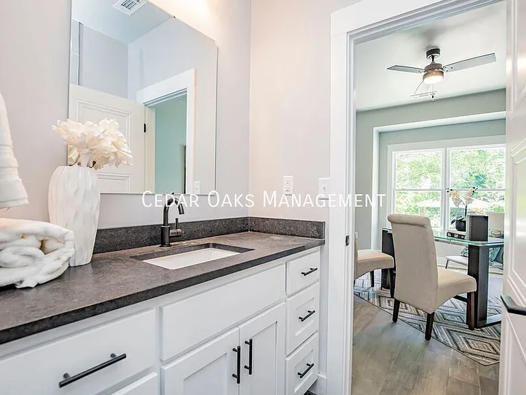 118 E Mountain St #118 — Photo 36