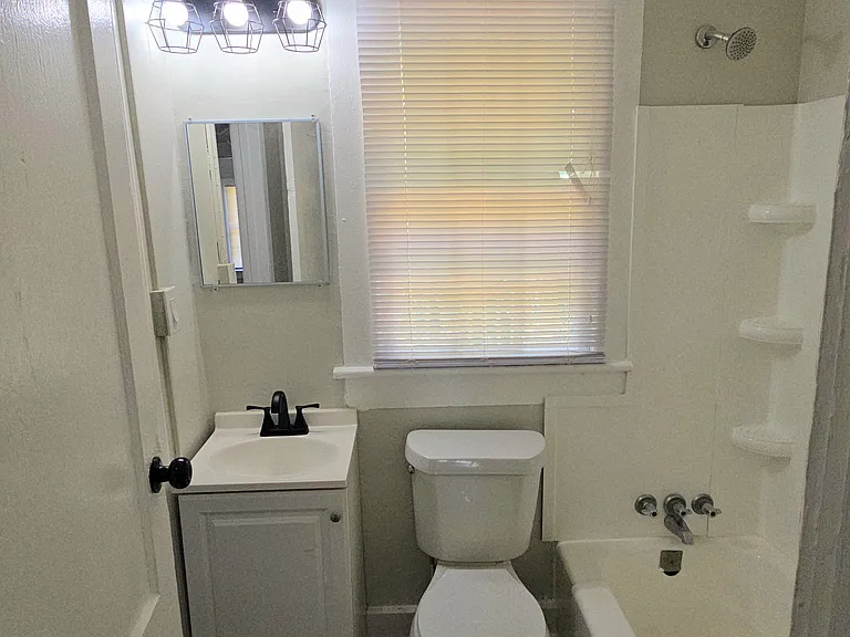 4250 Ayers Rd — Photo 8