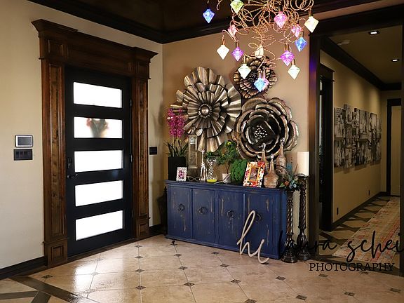 4th image of 3 Maravilla Cir