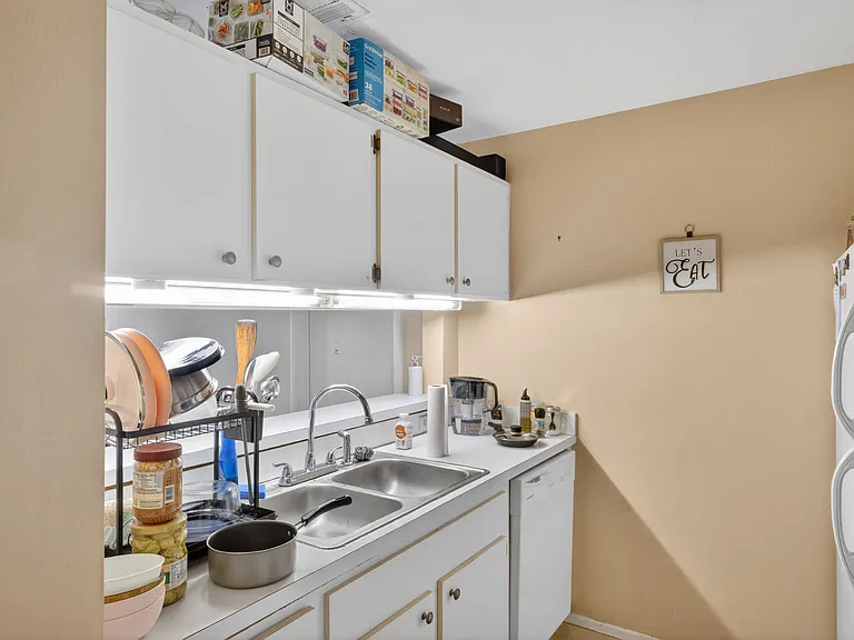 4000 SW 23rd St #3 — Photo 18