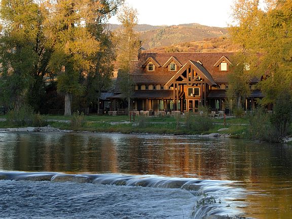 5th image of 41325 River Vision Way