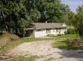 9808 E 99th St, Kansas City, MO 64138