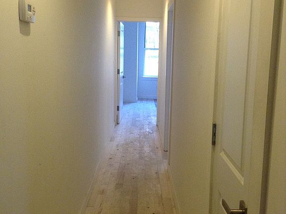 5th image of 1366 Putnam Ave APT 2L