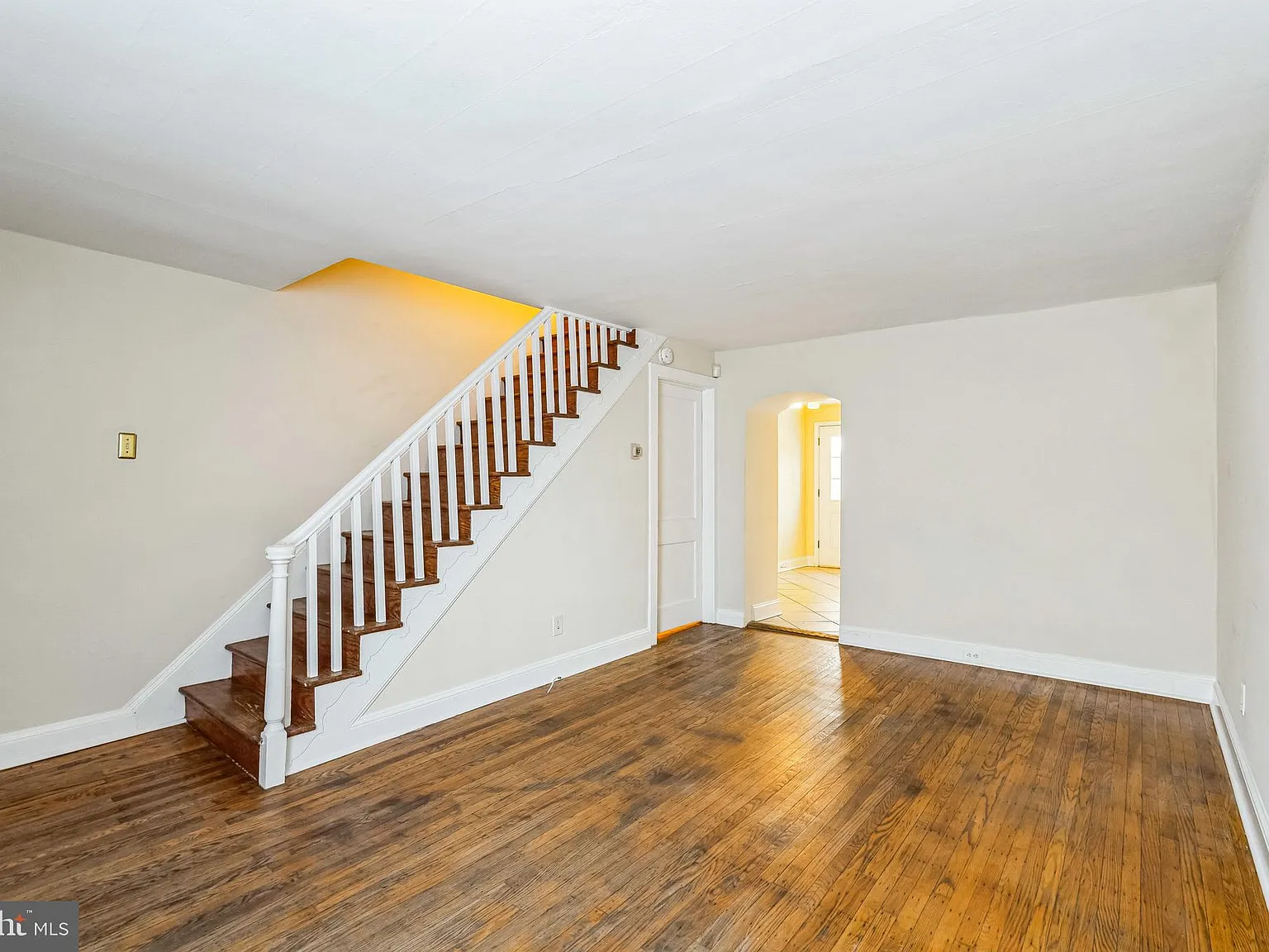 2 bed, 1.0 bath, 1125 sqft, $2,100 — Photo 4