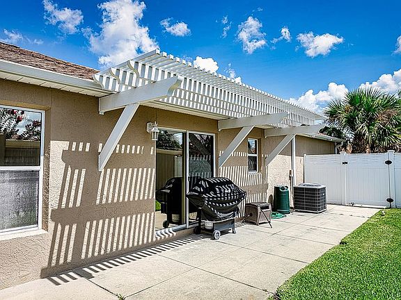 Side yard/Grill area