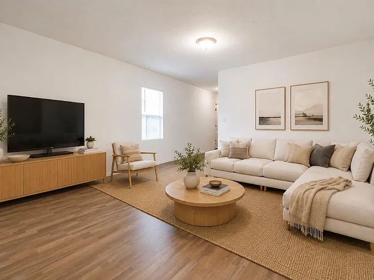 329 Flower Smith Ln #20-B — Photo 3