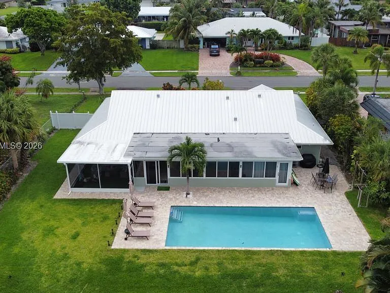 3324 Lakeview Blvd — Photo 44