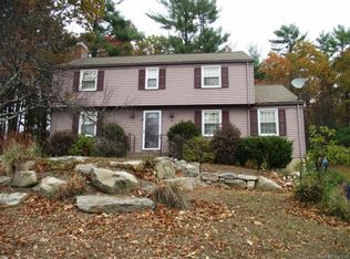 27 Cricket Ln, Glastonbury, CT 06033