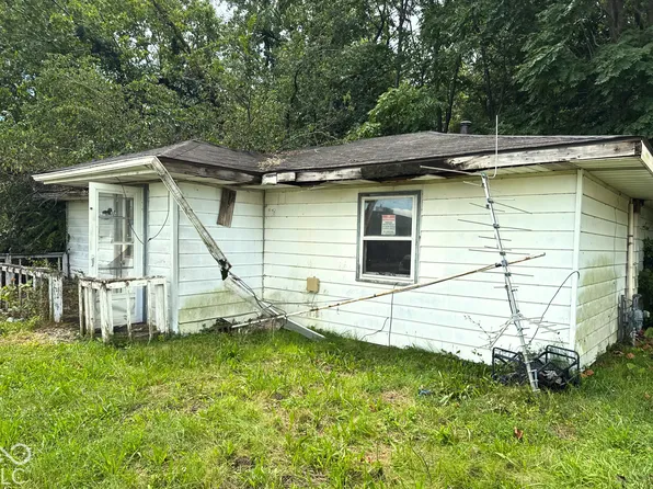 3711 S Walnut St, Muncie, IN 47302
