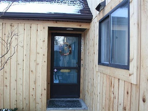 2nd image of 2025 Pauline Ct